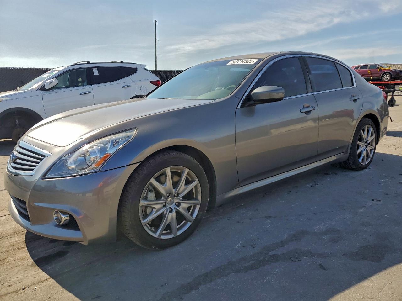 2012 Infiniti G37