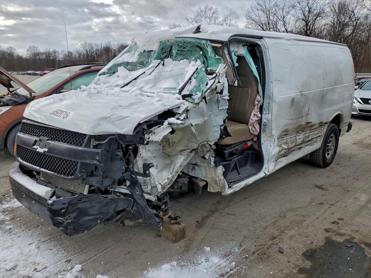 2023 Chevrolet Express 3500