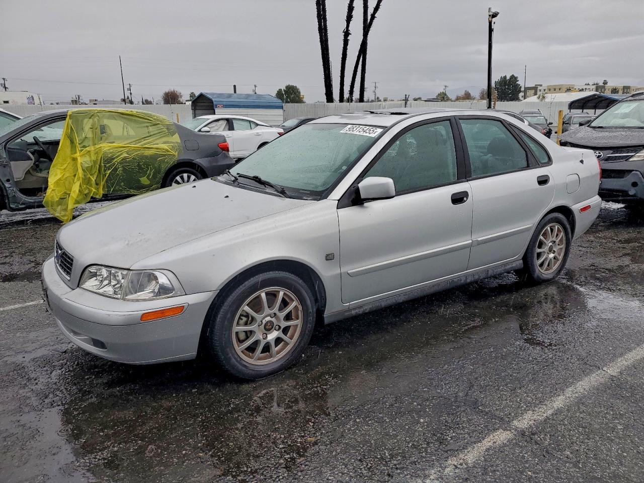 2004 Volvo S40