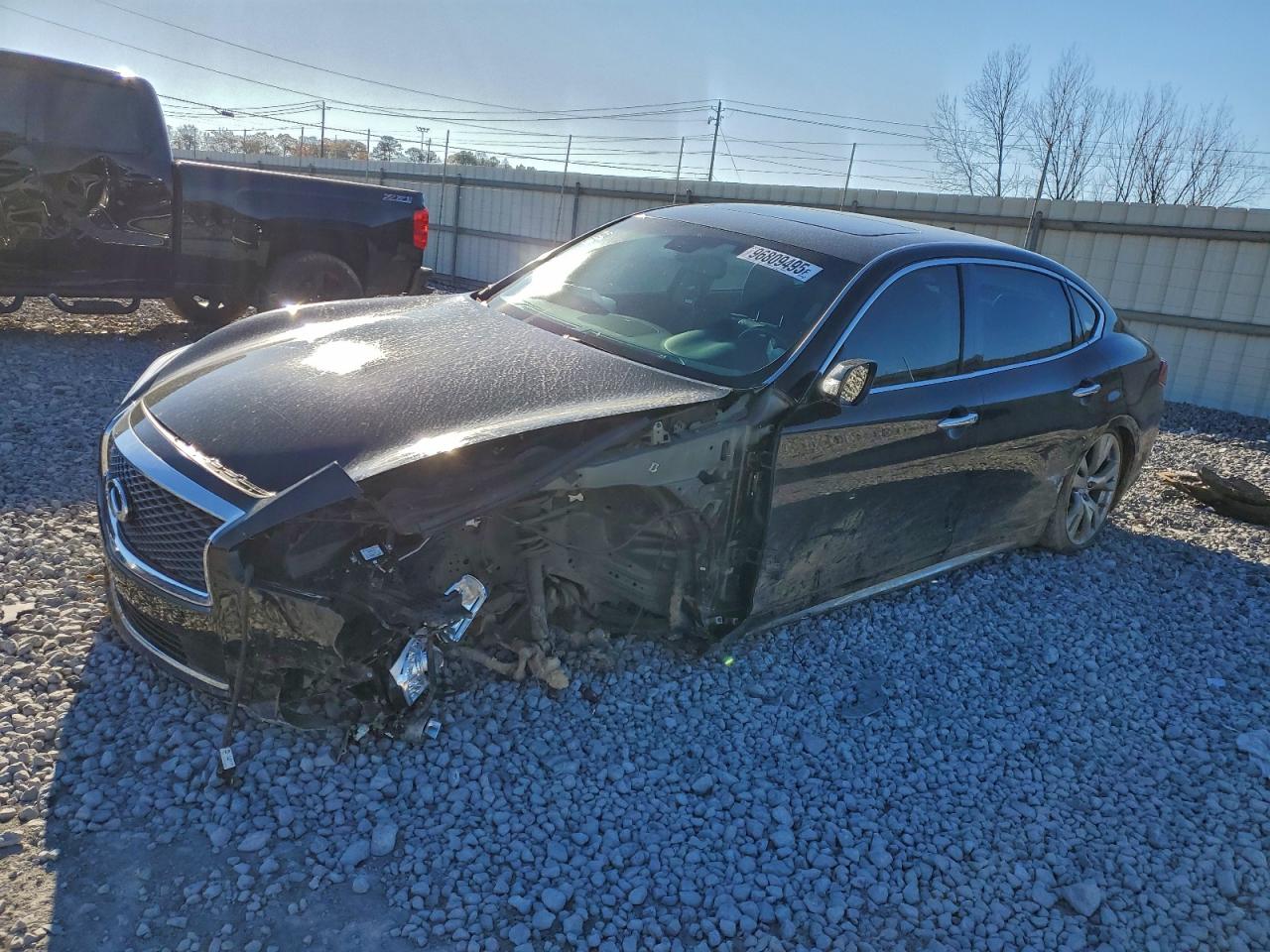 Infiniti Q70