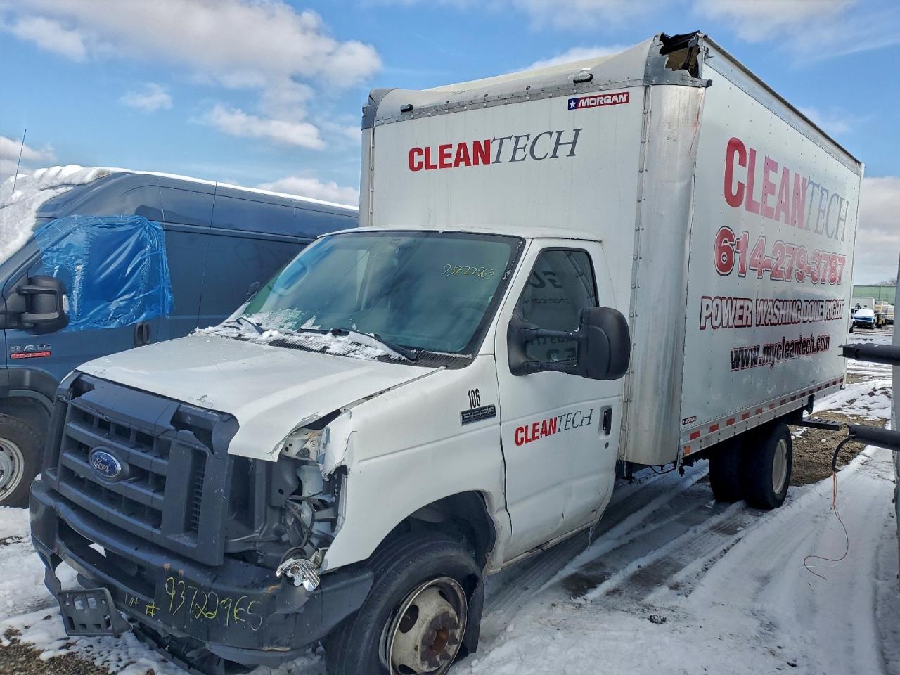 Ford E-350