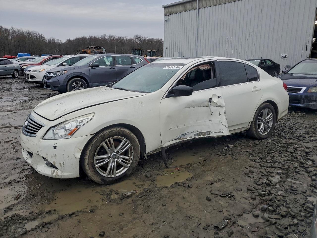 2012 Infiniti G37