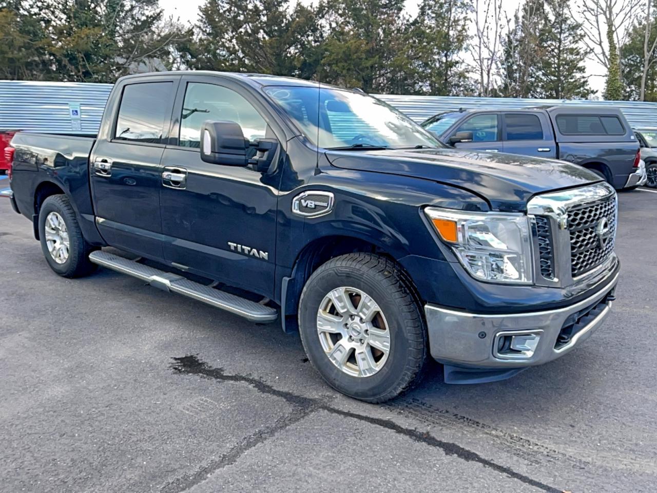 2017 Nissan Titan
