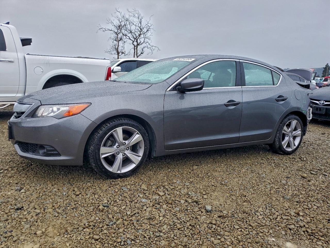 2013 Acura ILX