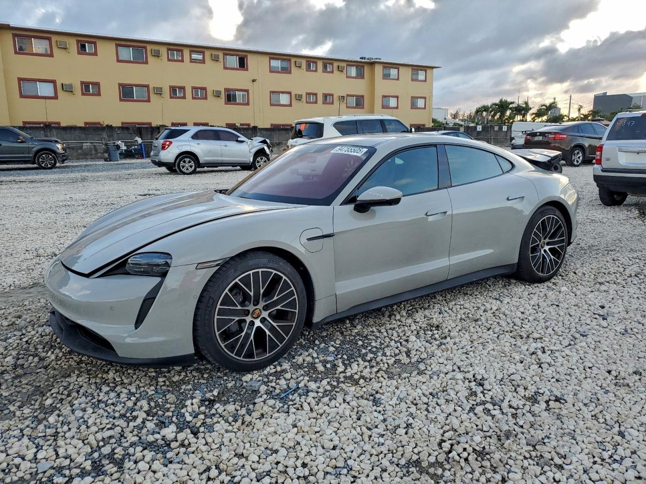 Porsche Taycan