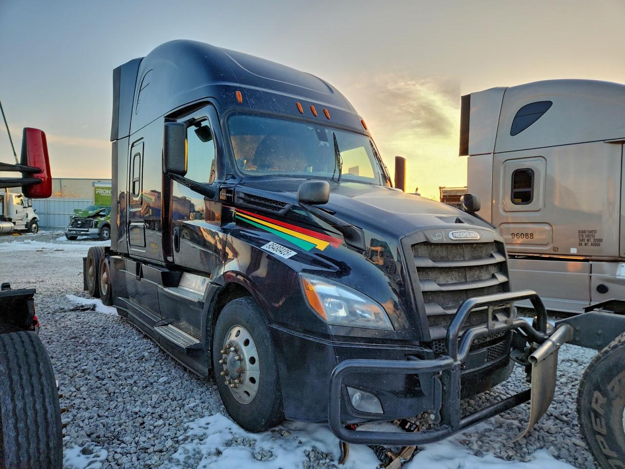 2020 Freightliner Cascadia 126