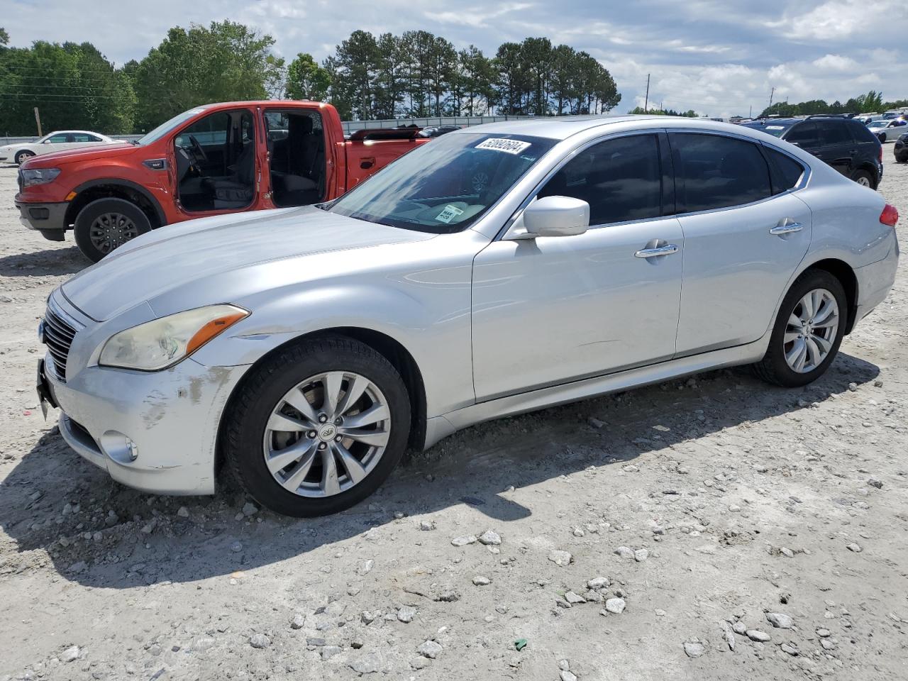 2011 Infiniti M37