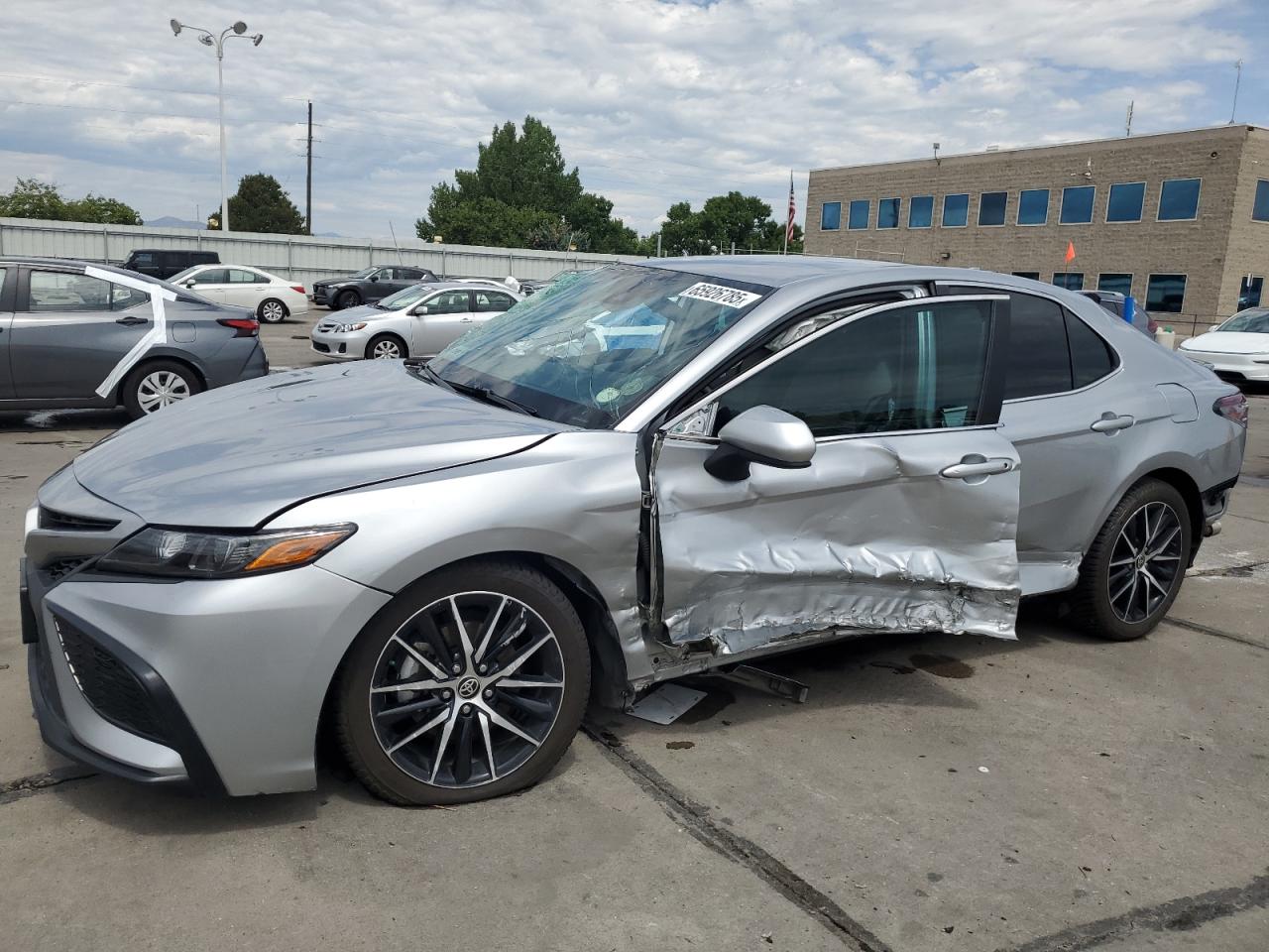 2021 Toyota Camry se SE