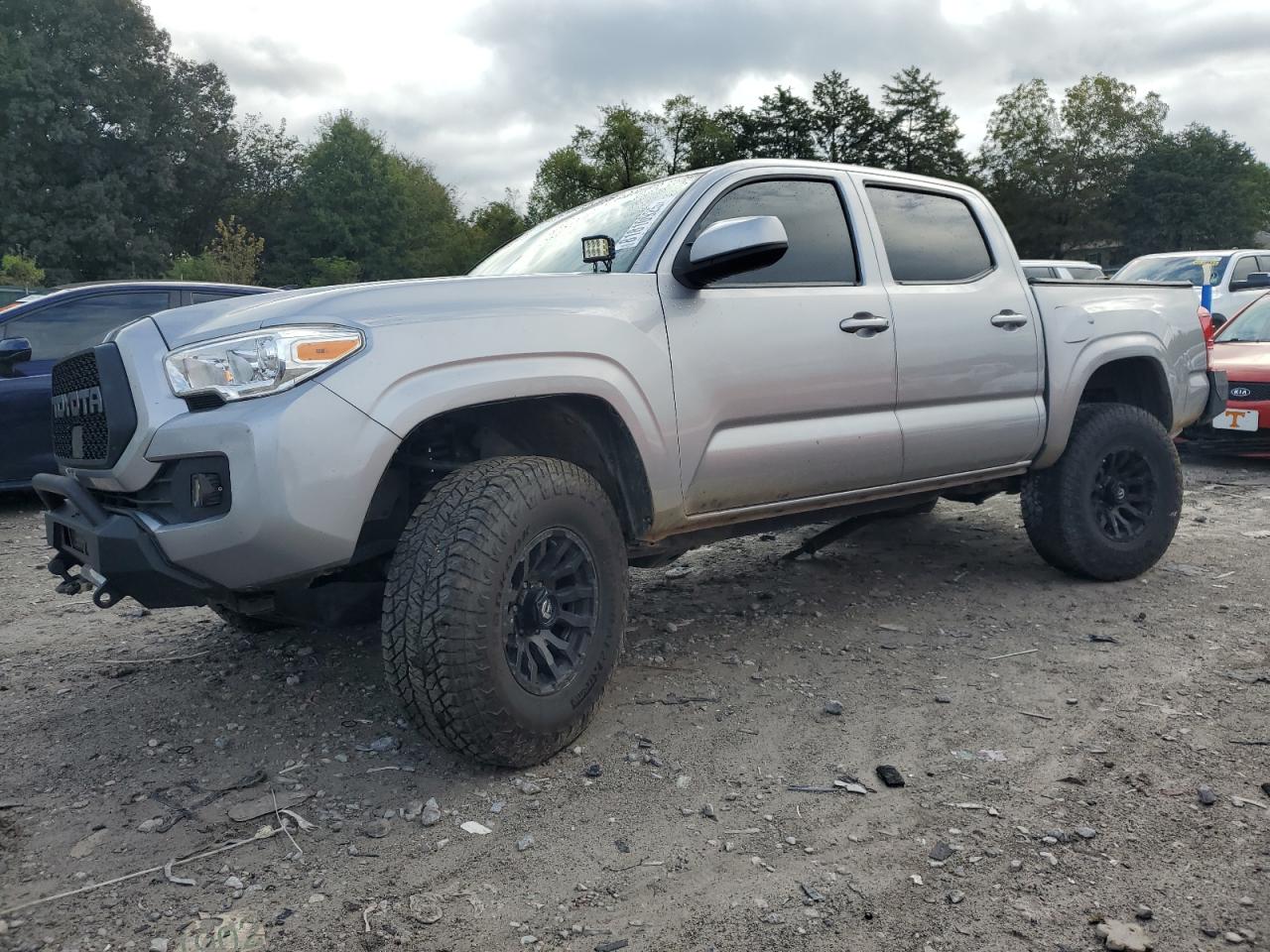 Toyota Tacoma dou