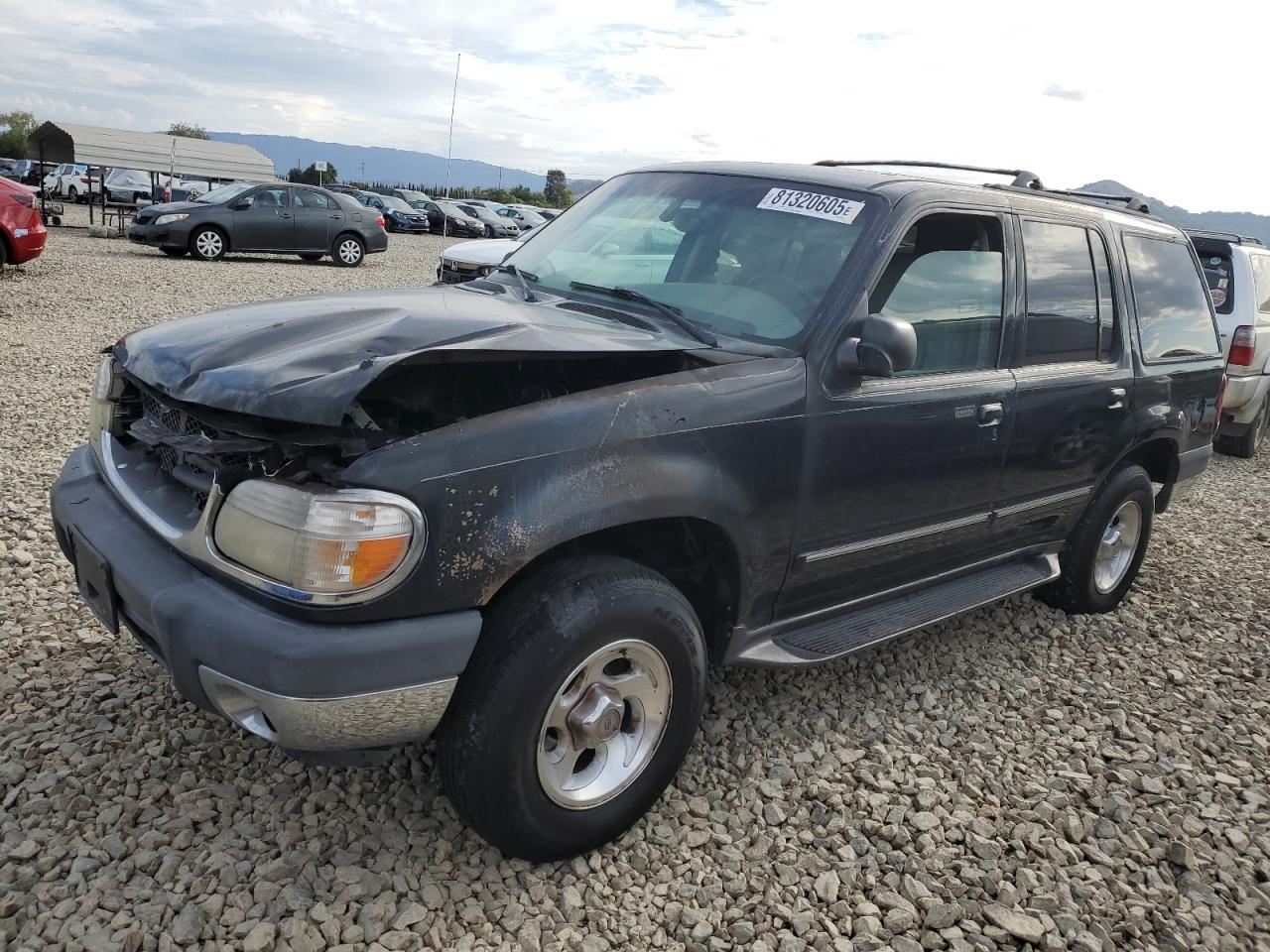 2001 Ford Explorer x XLT